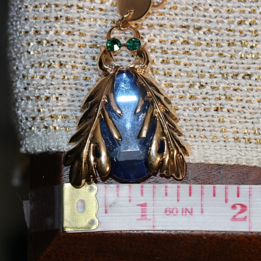 Blue Faceted Gold Tone Leaf Winged Beetle Clip-On Earrings - Picture 4 of 6